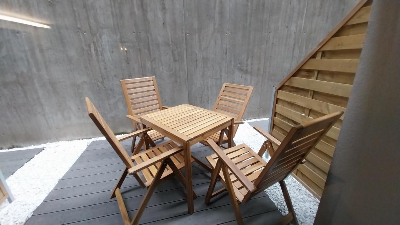 Peaceful Basement With Terrace & Free Gym Appartamento *