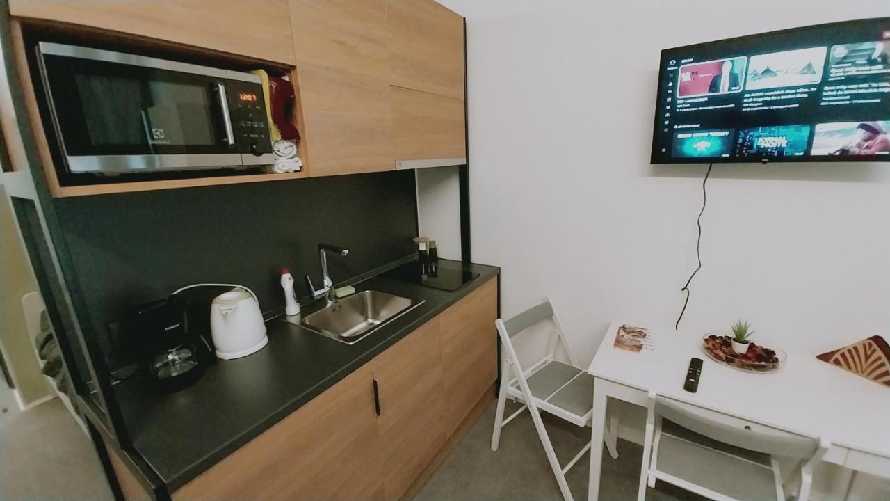 Appartamento Peaceful Basement With Terrace & Free Gym