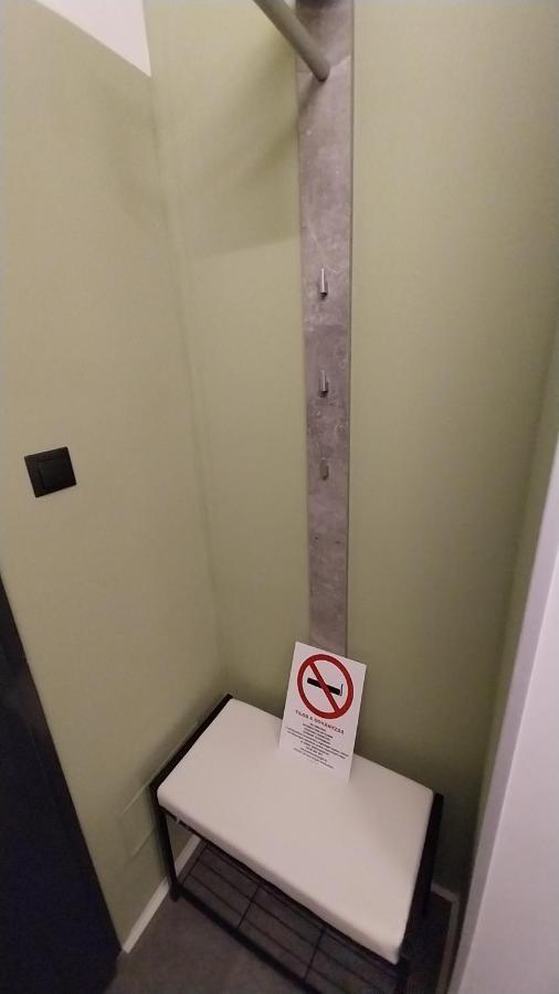Peaceful Basement With Terrace & Free Gym * Budapešť