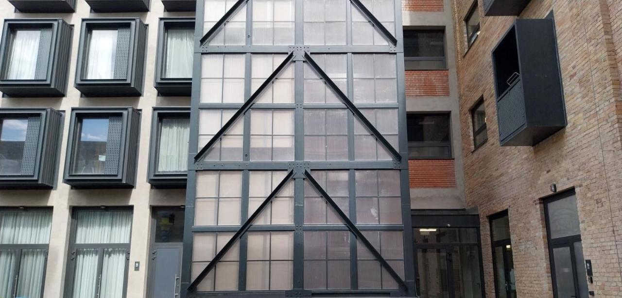 Peaceful Basement With Terrace & Free Gym Apartamento Budapest