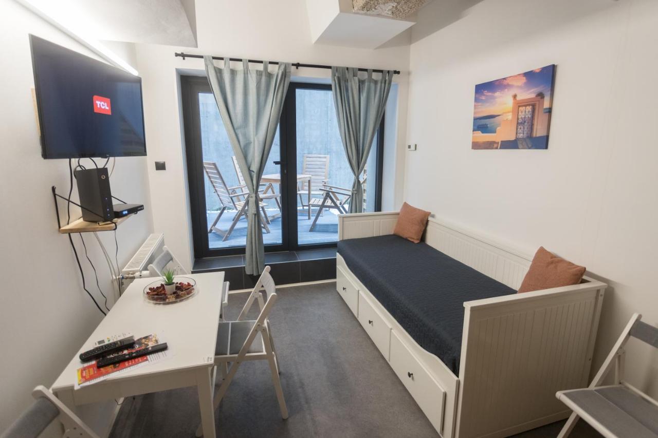 Peaceful Basement With Terrace & Free Gym Budapešť